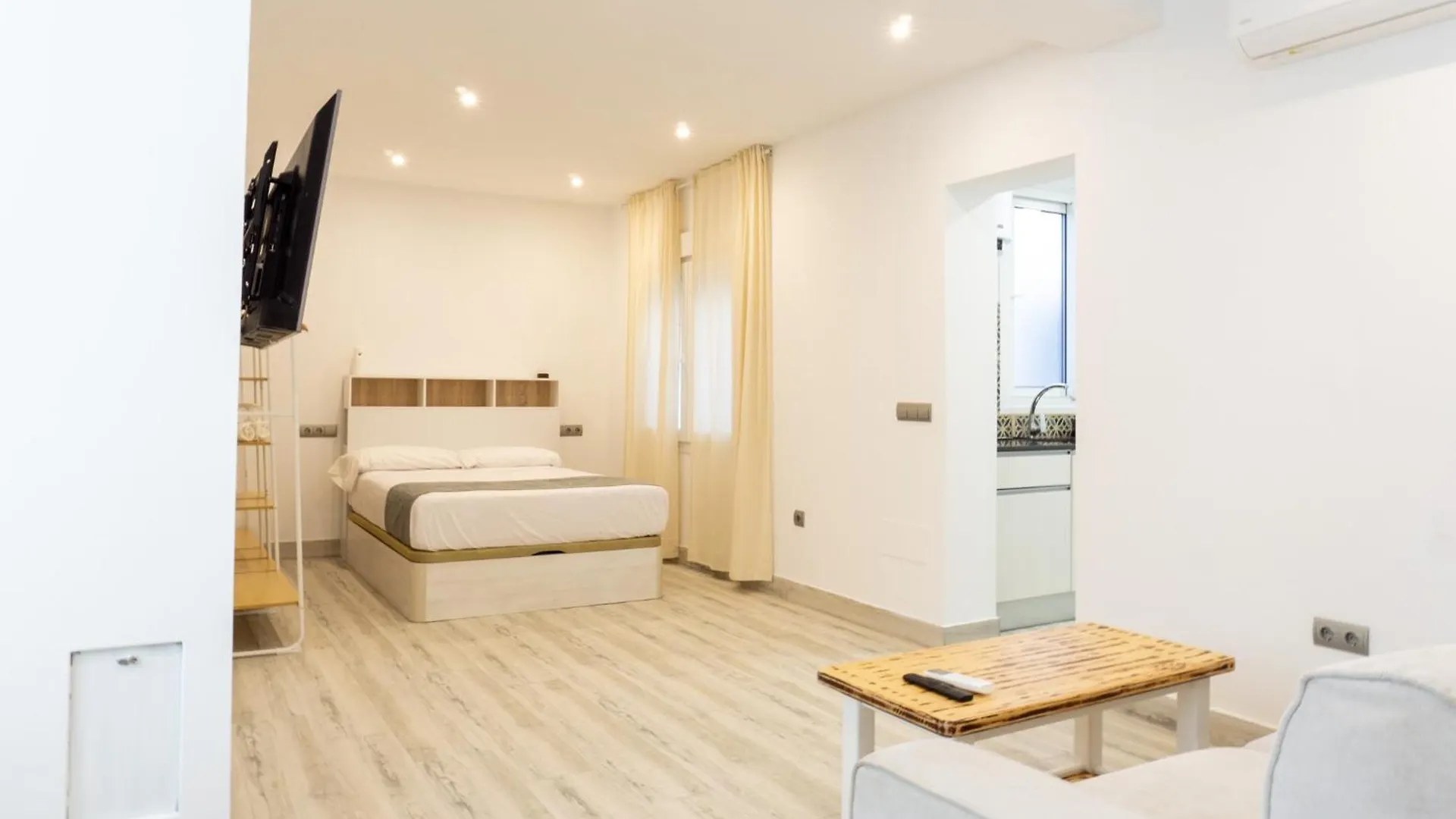 Apartment Refino Central Studio Malaga